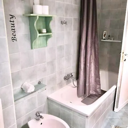 Giachery Guest house *